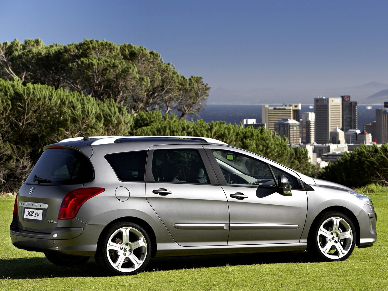 2008 - 2011 Peugeot 308 SW