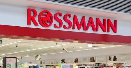 Zaczęło się w Rossmannie. 39,99 zł zamiast 66,99 zł za podkład do twarzy