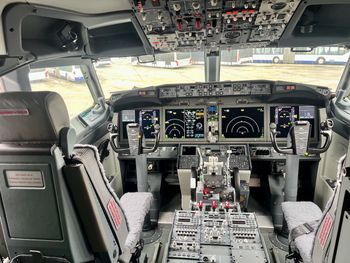 Ceny paliwa lotniczego szaleją. LOT reaguje