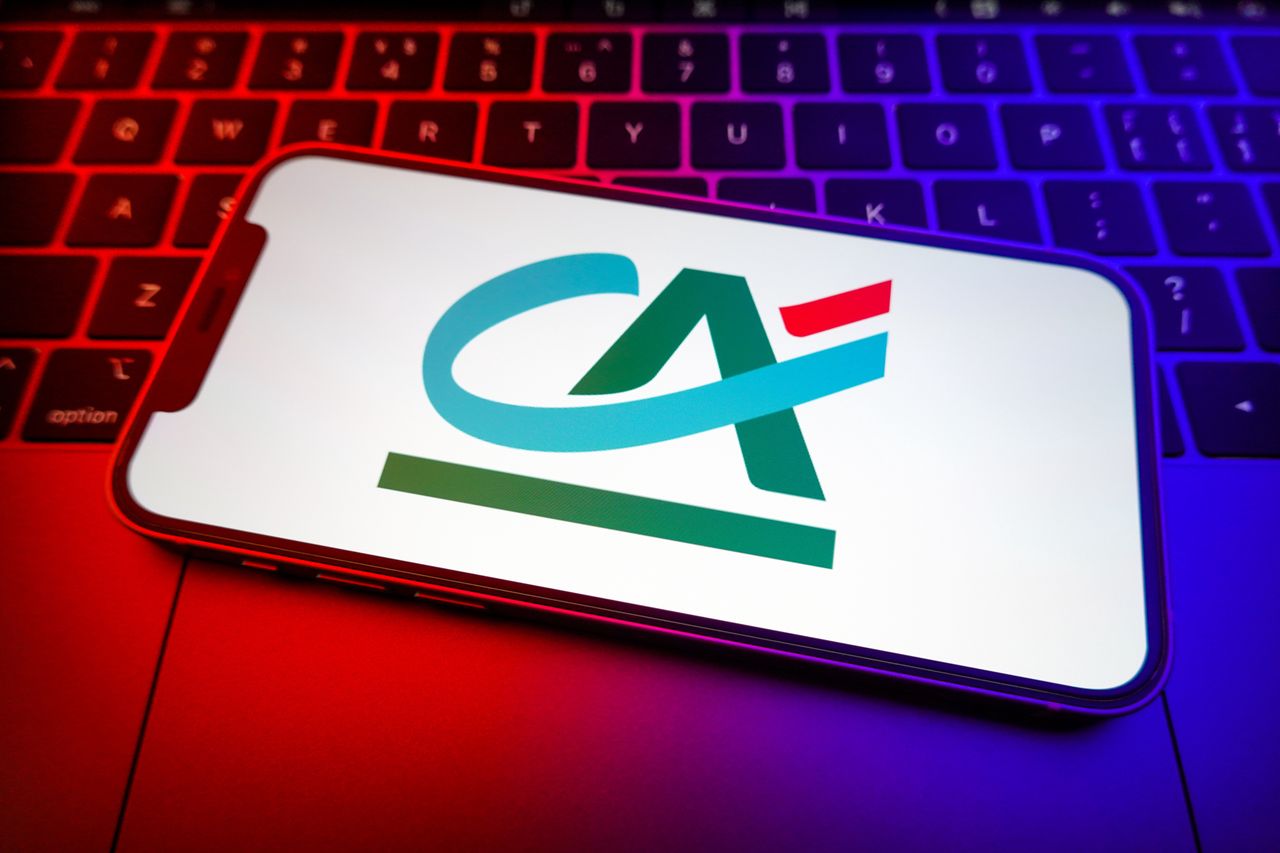 Zmieniasz telefon lub numer? Credit Agricole ma kilka porad