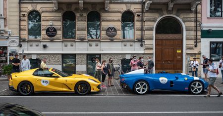 Ferrari Tribute 1000 Miglia to hołd dla klasyków. W tym roku wystartowały cztery załogi z Polski