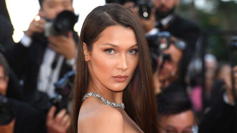 Bella Hadid przebrana za ŁYSEGO ROBOTA w nowej kampanii 
