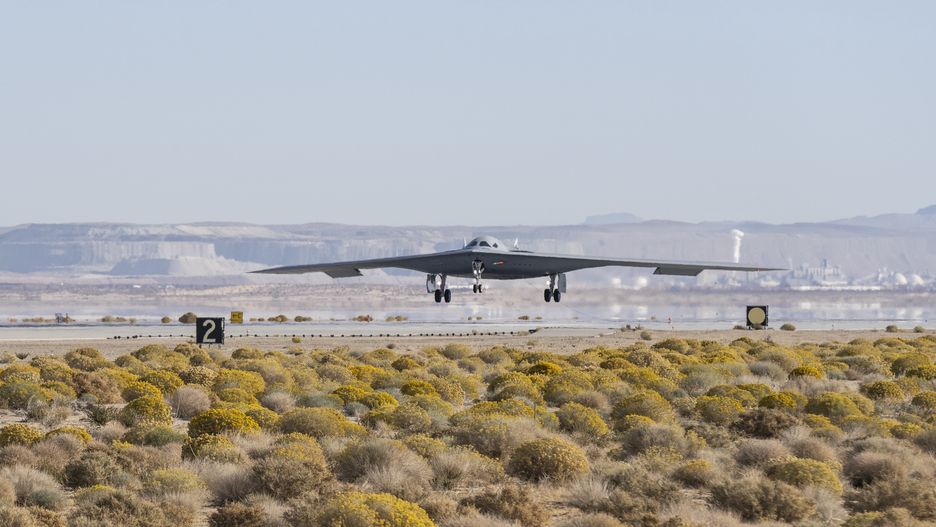 B-21 Raider podczas prób w powietrzu