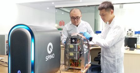 SpinQ wprowadza do sprzedaży pierwsze na świecie przenośne komputery kwantowe!