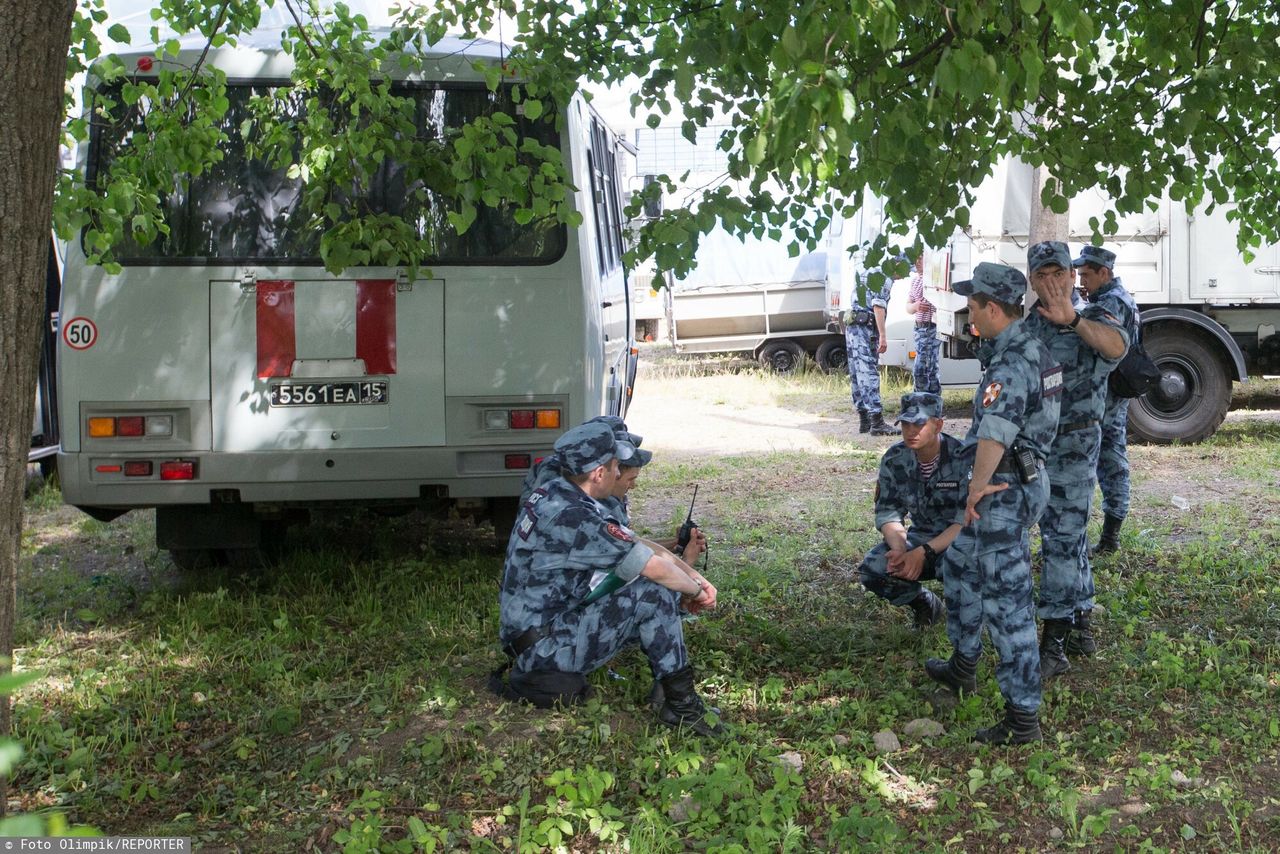 Rosja. Zamiast w kamasze uciekli do lasu