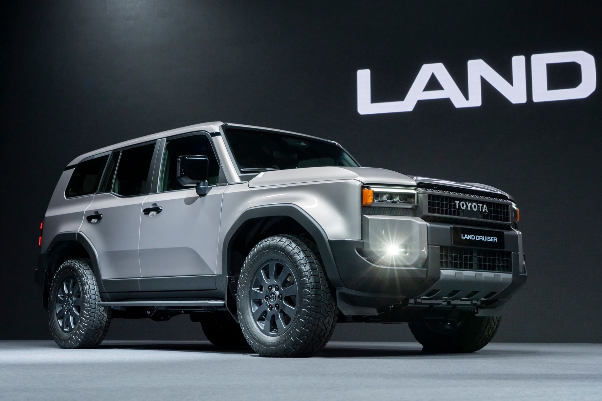 Toyota Land Cruiser 250
