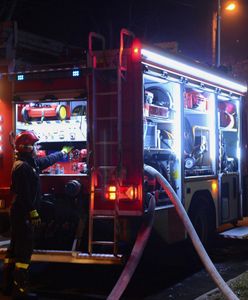 Płock. Auto wjechało w instalację gazową. Nie żyją trzy osoby