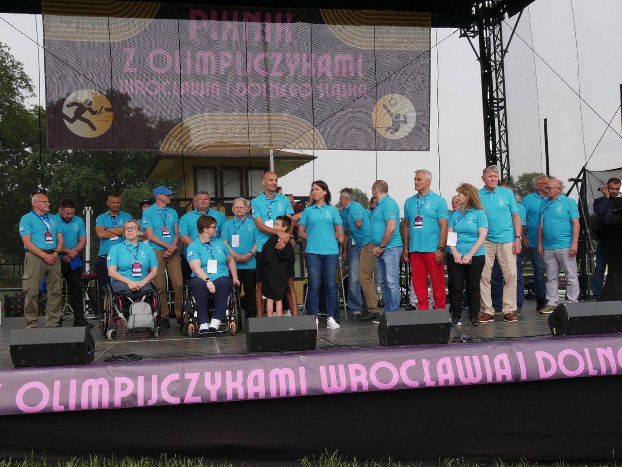 Tyle sportowych legend w jednym miejscu. Partynice opanowali olimpijczycy i kibice – wyjątkowy piknik za nami