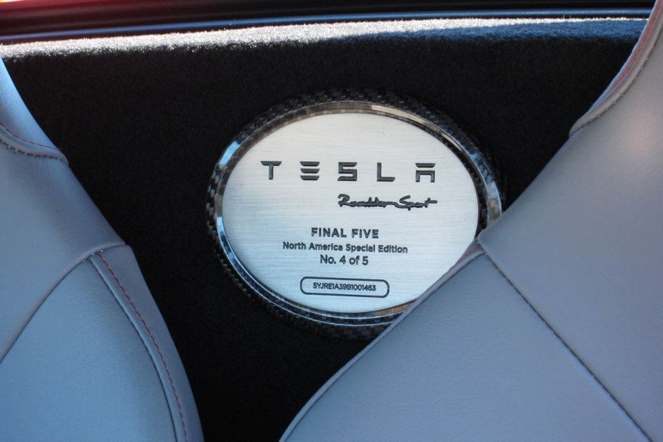 Tesla Roadster Sport Final Five Special Edition