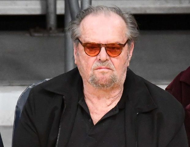 Bliscy martwią się, że Nicholson zmaga się z demencją