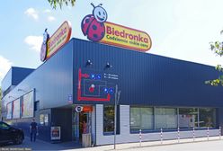 Afera o ceny w Biedronce. Bloger zrobił własne śledztwo