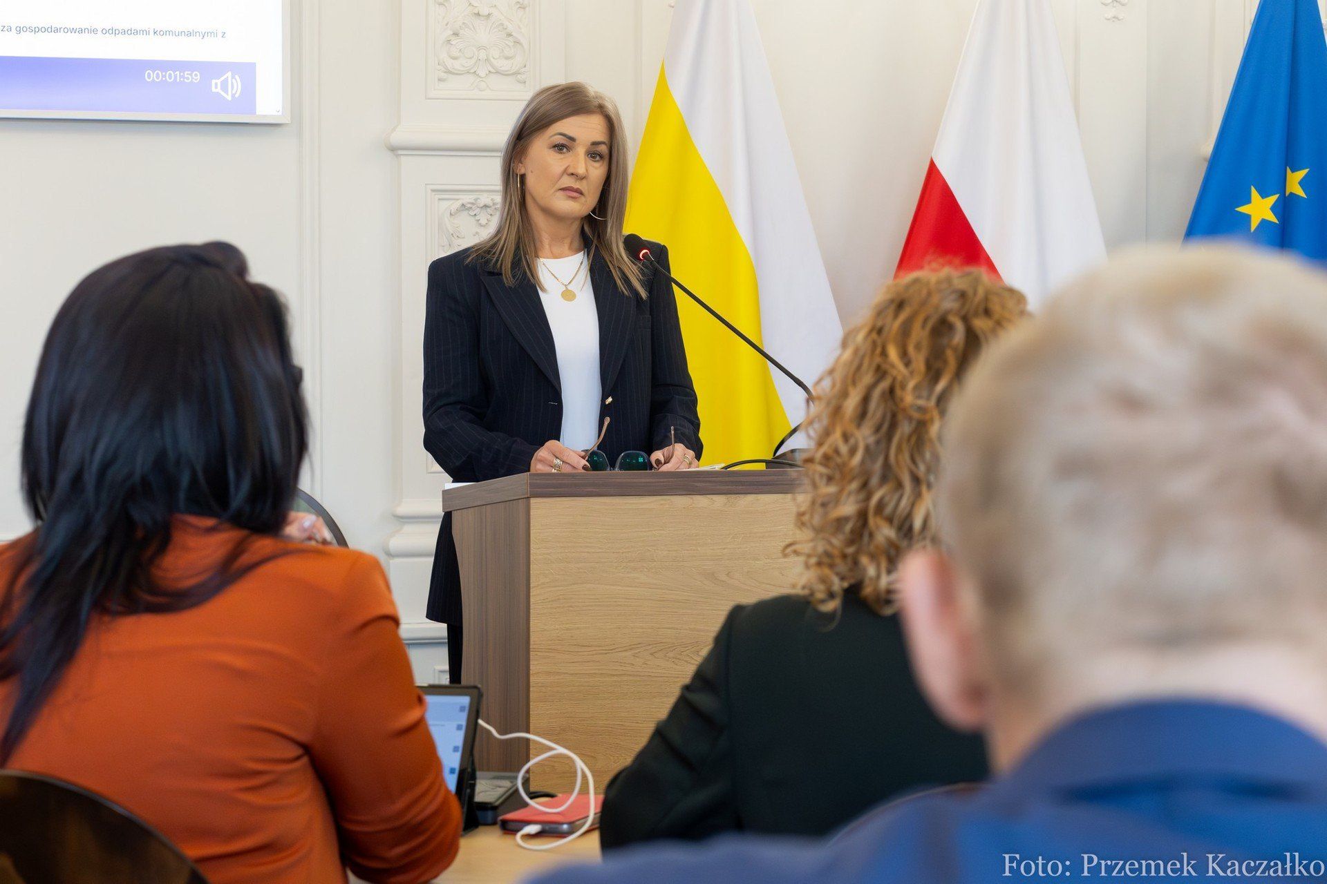 12.11.2025 Sesja Rady Miejskiej Jeleniej Góry. Przegłosowano podwyżki lokalnych opłat