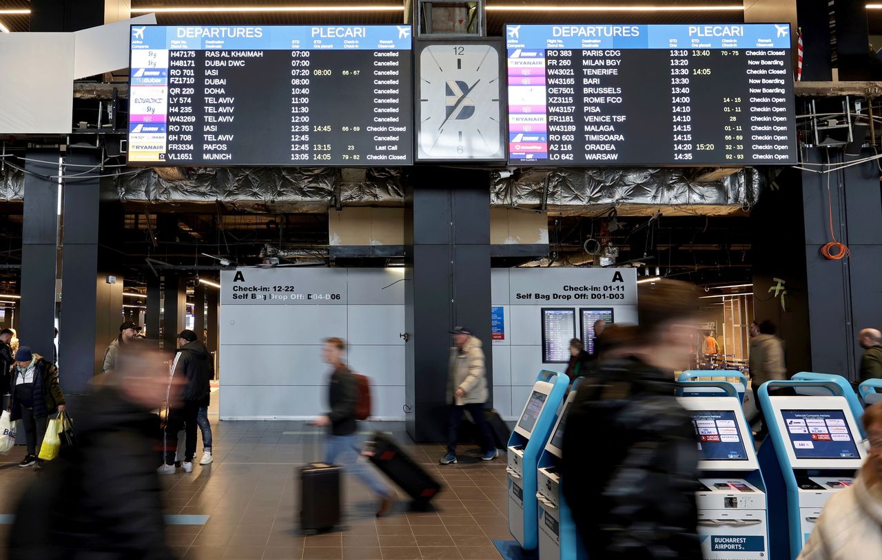 Atak na Iran uwięził turystów. Psycholog: "każda godzina potęguje bezradność"