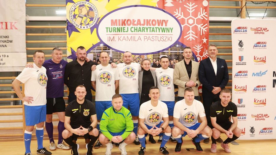Mikołajkowy Turniej Charytatywny imienia Kamila Pastuszki w Bilczy. Zagrali dla córek tragicznie zmarłego trenera Damiana Jędrzejewskiego