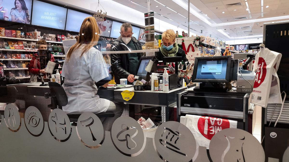 Galerie handlowe nie zostaną na razie otwarte. Przynajmniej do końca stycznia