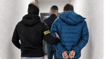 Planował podpalenie strategicznego zakładu zbrojeniowego? Ukrainiec poszukiwany przez Rumunię zatrzymany w Warszawie!