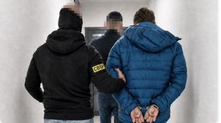 Planował podpalenie strategicznego zakładu zbrojeniowego? Ukrainiec poszukiwany przez Rumunię zatrzymany w Warszawie!