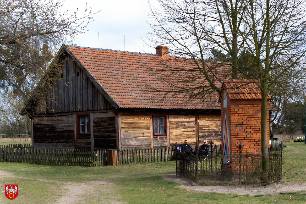 Wielkanocna podróż w czasie – atrakcje Skansenu w Osieku nad Notecią przyciągają turystów