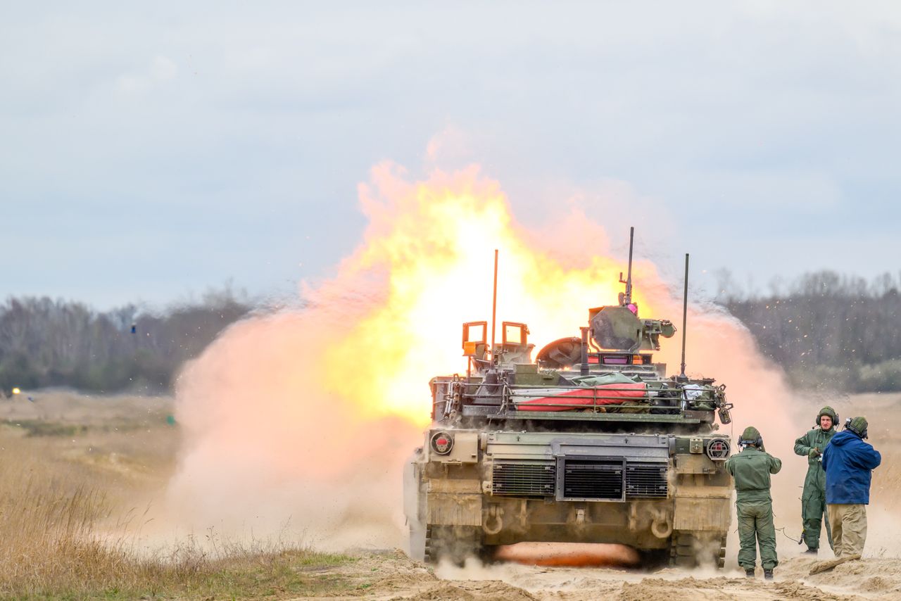 Uchwała ws. SAFE. Pierwsze środki mogą trafić do Polski w kwietniu