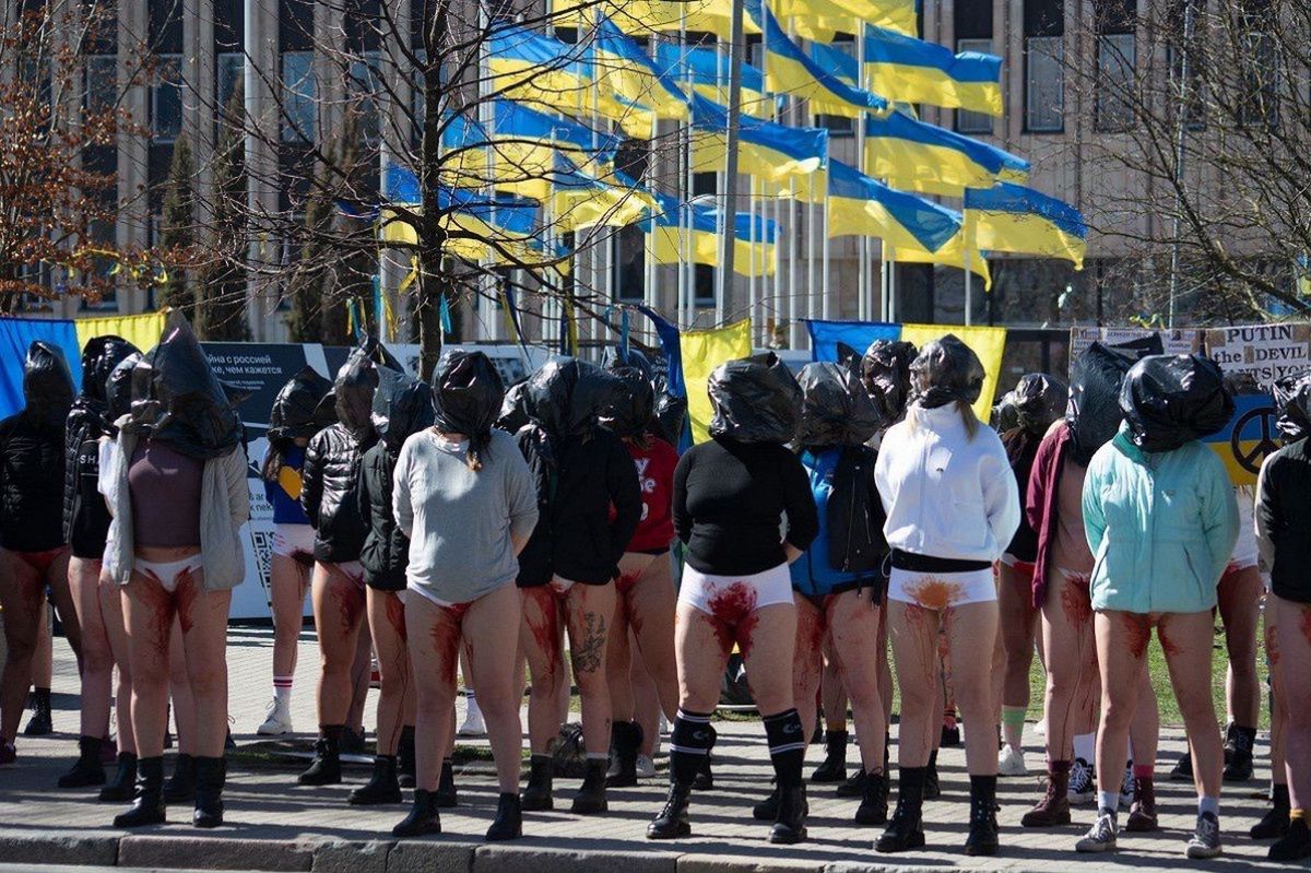 Łotyszki sprzeciwiają się przemocy seksualnej wobec Ukrainek 