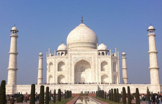 W kilku stanach w Indiach pojawił się kult bogini Korony