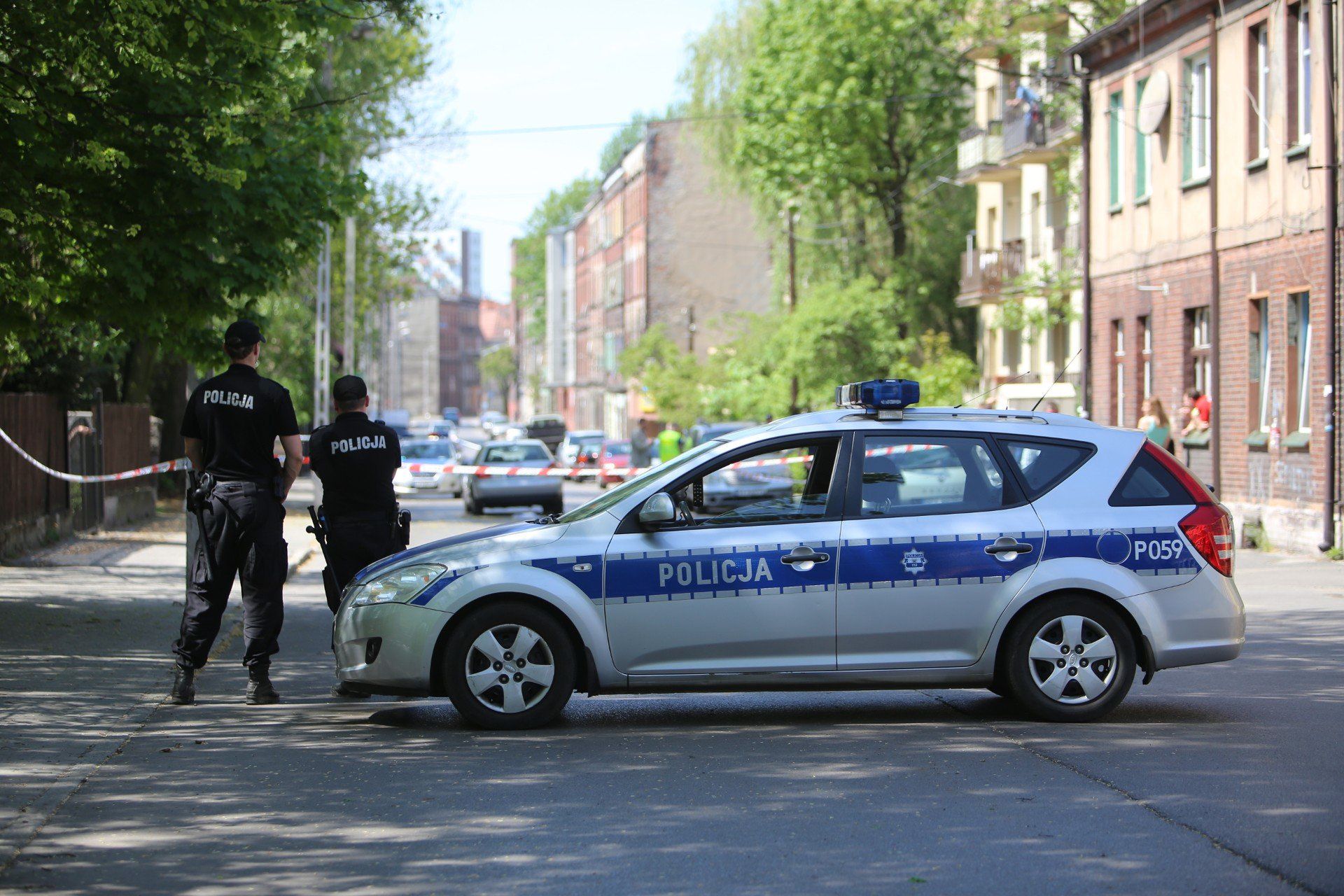 28.04.2018 BYTOM

PROSZE ZAPIKSELOWAC REJESTRACJE SAMOCHODOW I TWARZ POLICJANTOW KRYMINALNYCH!!!!

STRZELANINA BYTOM ALOZJANOW, SREBRNE AUDI NIE ZATRZYMALO SIE DO KONTROLI POLICJANTOW ROZPOCZELA SIE POLICYJNA OBLAWA. ZAKONCZONA W BYTOMIU NA ULICY ALOZJANOW


FOT. MARZENA BUGALA- AZARKO /DZIENNIK ZACHODNI/ POLSKA PRESS