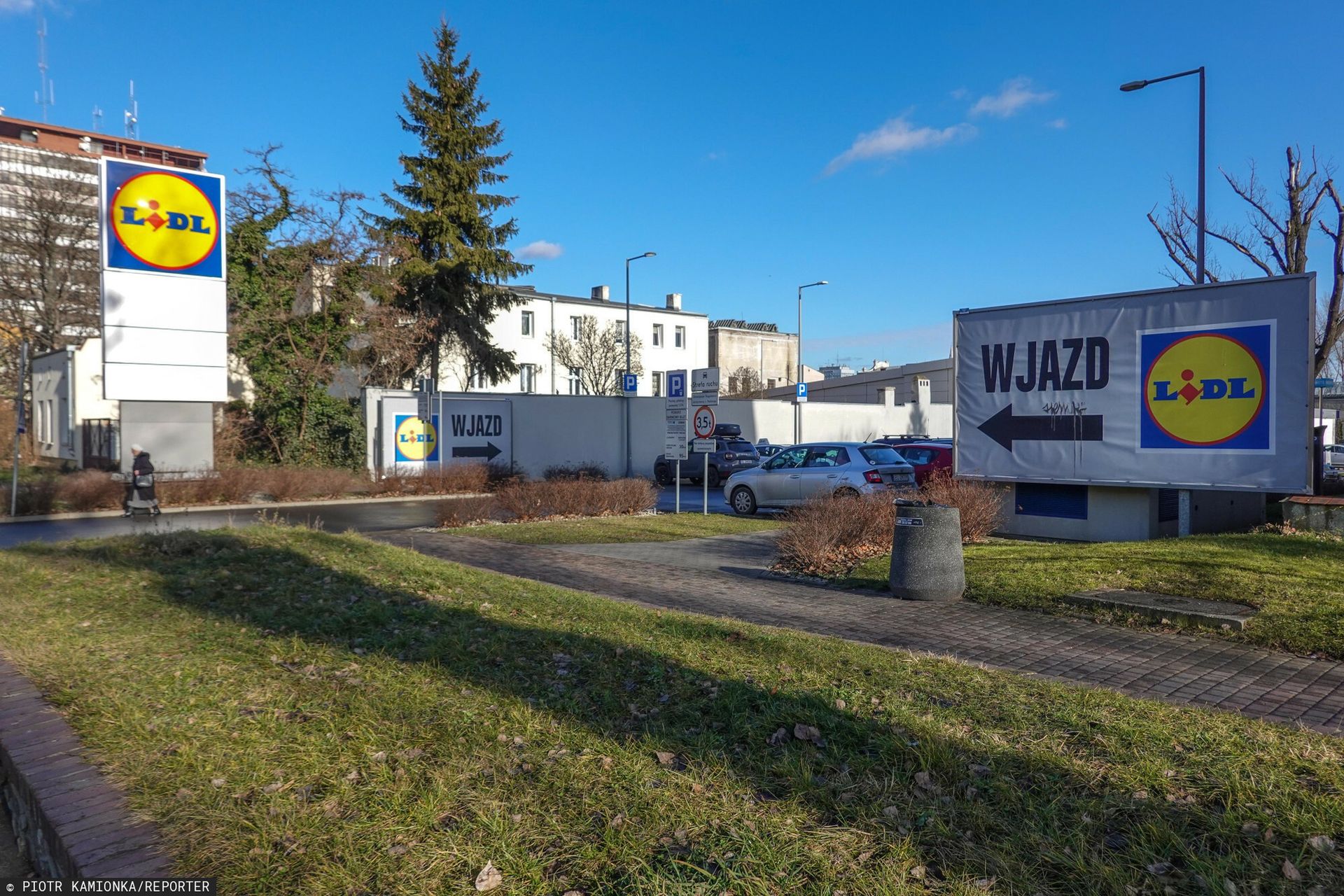 Nowy system na parkingach Lidla. Oto na czym polega