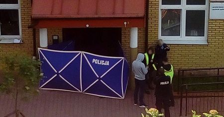 Tragedia w Lublinie. Śmierć mężczyzny przed wejściem do klatki schodowej