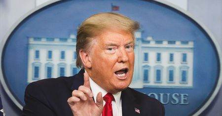 Trump idzie na wojnę z Facebookiem. Sprawdzamy, co to znaczy dla Polski