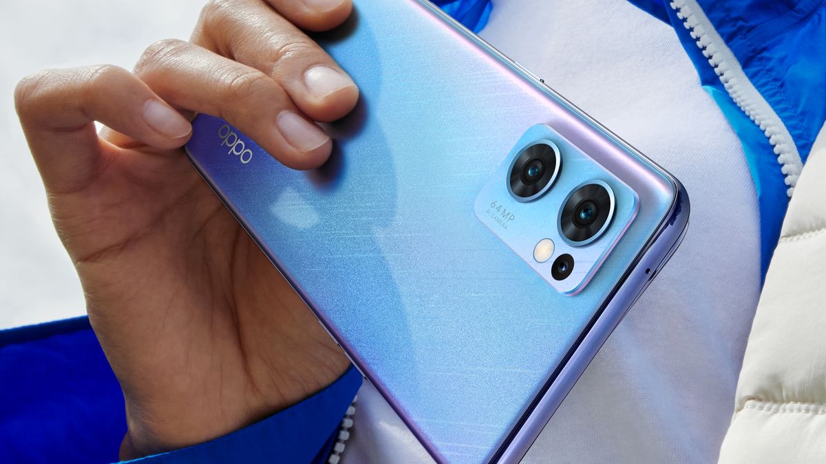 OPPO Reno 7 5G już w Polsce. W prezencie słuchawki i opaska 1
