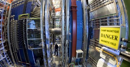 Wielki Zderzacz Hadronów nie dla Rosjan. CERN zrywa współpracę z powodu inwazji na Ukrainę