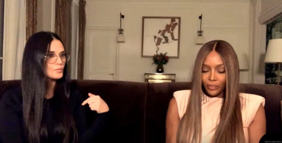 Demi Moore podczas rozmowy z Naomi Campbell