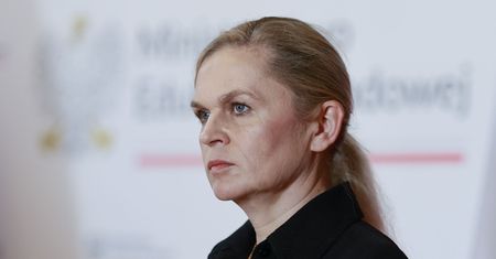 "Kościół na ten temat kłamie". Nowacka uderza w Episkopat