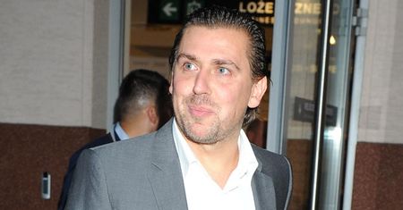 Agent Tomek przyjaźni się z... WŁAŚCICIELEM BURDELI?!
