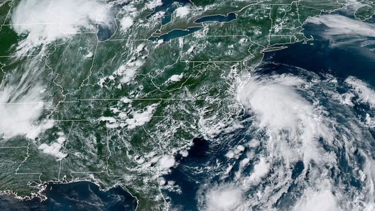 Huragan Fay może być bardzo niebezpieczny dla mieszkańców północno-wschodniej części USA.