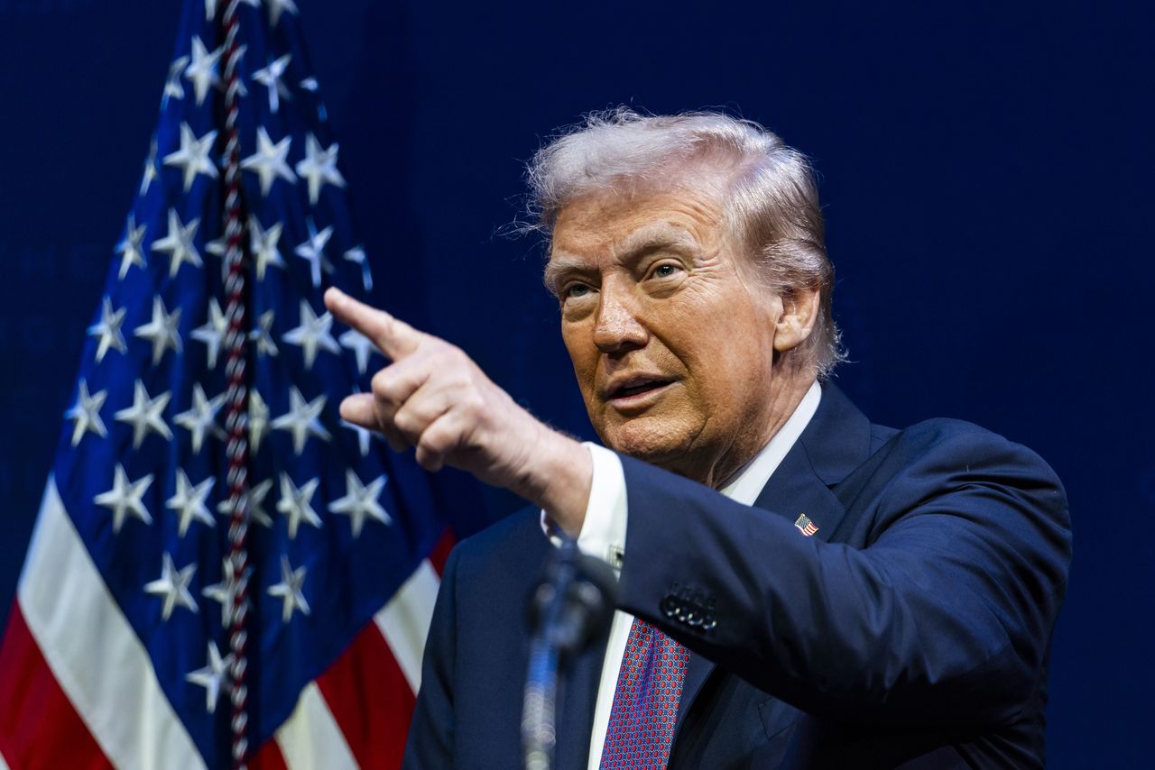 Pogrążą Trumpa? Demokraci pokazali kartkę dla Epsteina