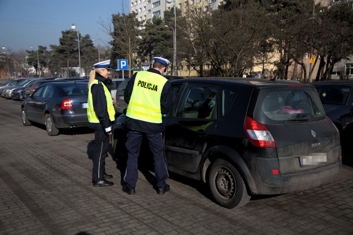 Kierowcy zaskoczeni niektórymi przepisami. Lepiej je poznaj