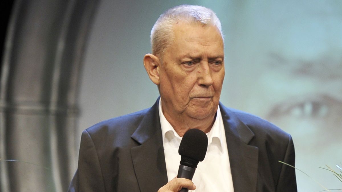 Mimo że Wojciech Młynarski nie żyje, historia jego relacji miłosnych  pozostaje przedmiotem burzliwej dyskusji