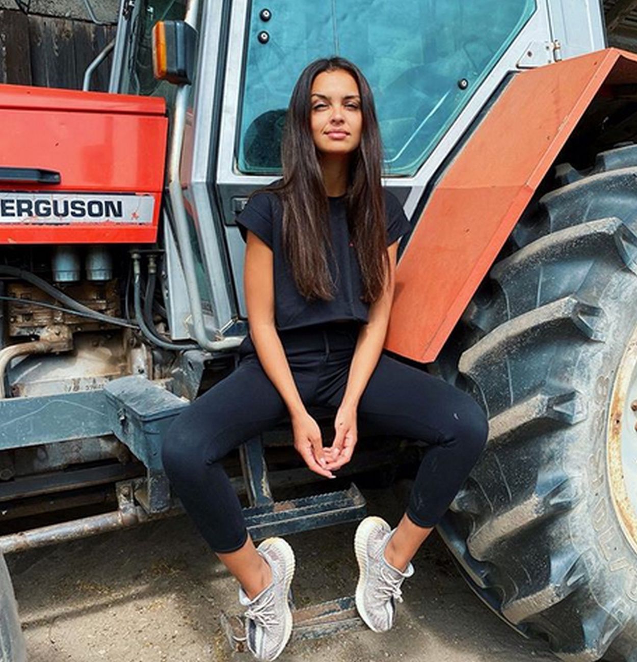 Klaudia El Dursi 