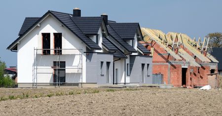Zmiany dla budujących domy. Inwestor będzie miał na razie wybór, potem obowiązek
