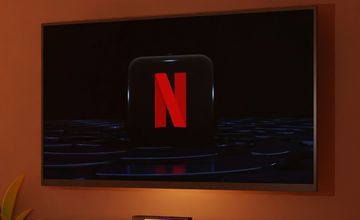 Netflix zarobił rekordowo, ale inwestorzy kręcą nosem. Te filmy i seriale były hitami