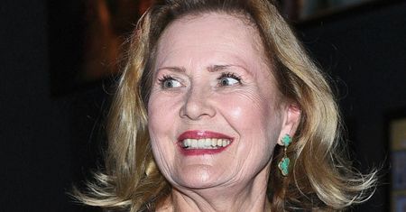 Grażyna Szapołowska może pochwalić się piękną wnuczką. 24-letnia Karolina też jest aktorką. Podobna do znanej babci?