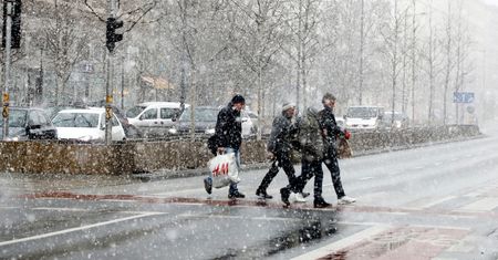 Zima 2020. Długoterminowa prognoza pogody. "Szanse na bałwana są znikome"