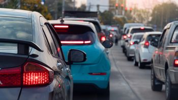 "Katastrofa". Zamontowali im progi. Zapowiadają blokadę ulicy