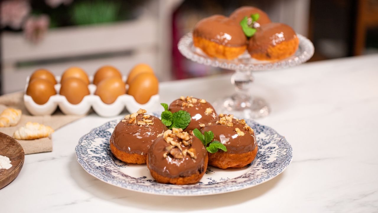 W tym roku zamiast dżemu dodaj do pączków masę makową. Nikt się im nie oprze
