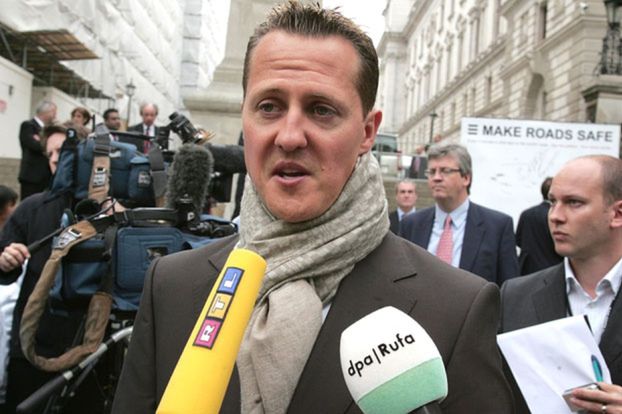  Ktoś zrobił zdjęcie sparaliżowanemu Schumacherowi w szpitalu. Chce za nie... milion funtów!