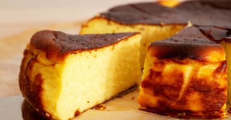 W ostatni weekend upiekłam to proste ciasto. Wszyscy się zachwycali, a nie ma grama cukru