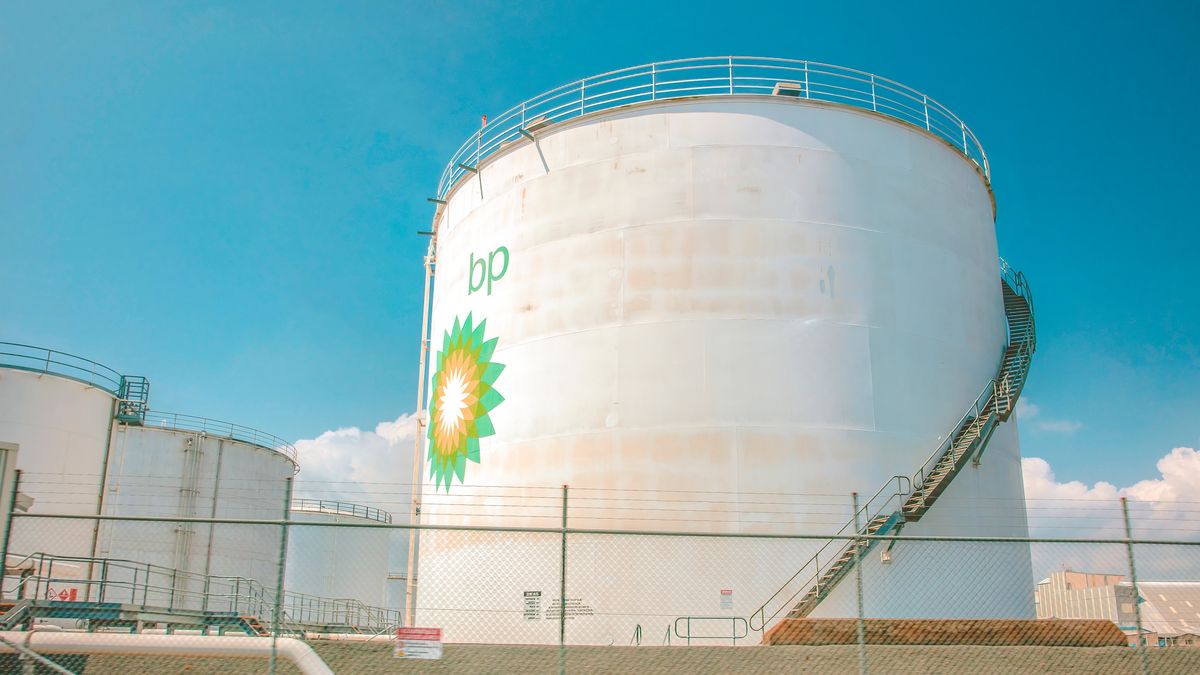 Magazyn ropy koncernu BP