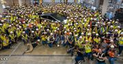 Tesla świętuje. Pierwszy Cybertruck zjechał z linii produkcyjnej