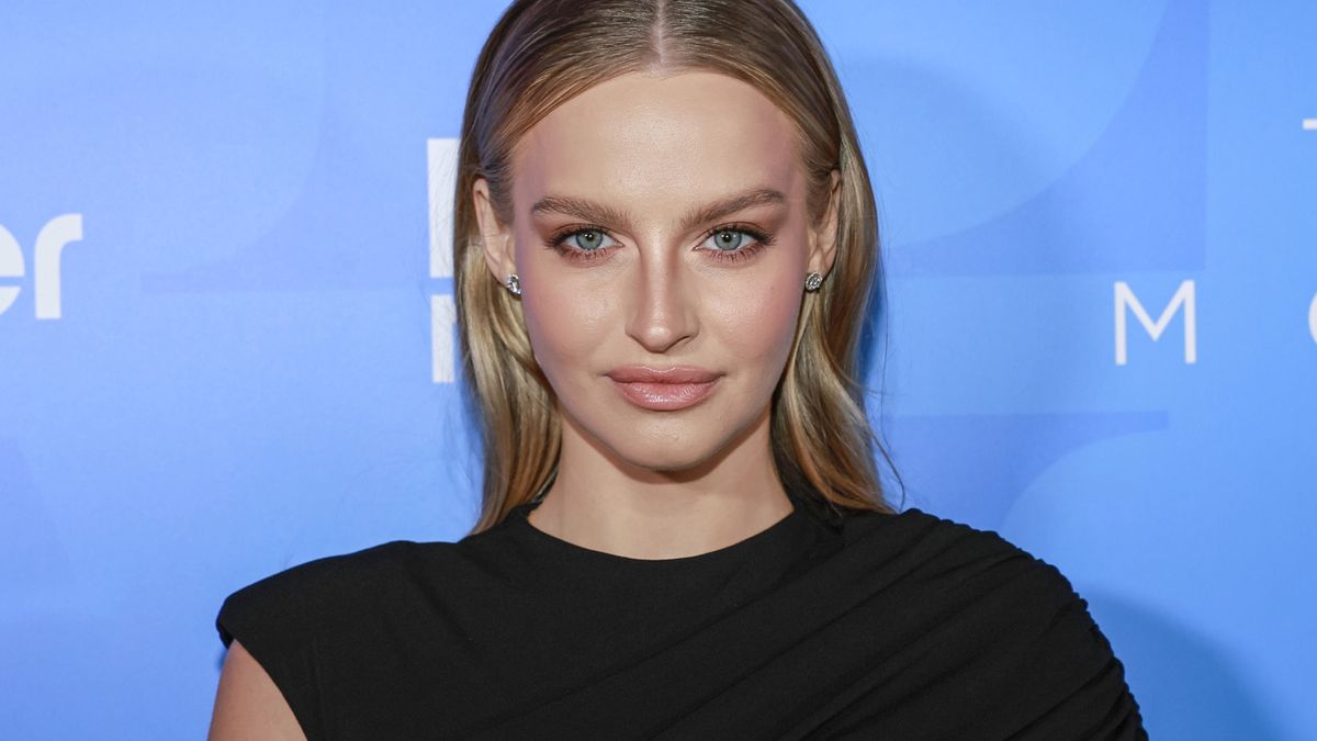 Karolina Pisarek kupiła lokal z kebabem dla swojej mamy 